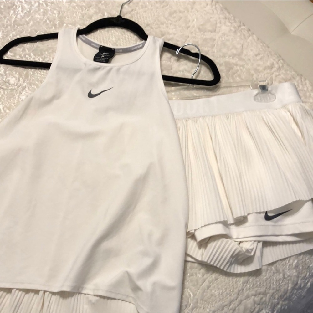 Nike Dri-fit tennis/pickleball outfit Sharapova Pleated Tank and Shorts